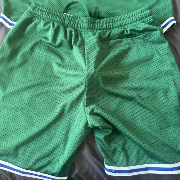 First Row Sport two piece set Large. - Picture 6 of 6